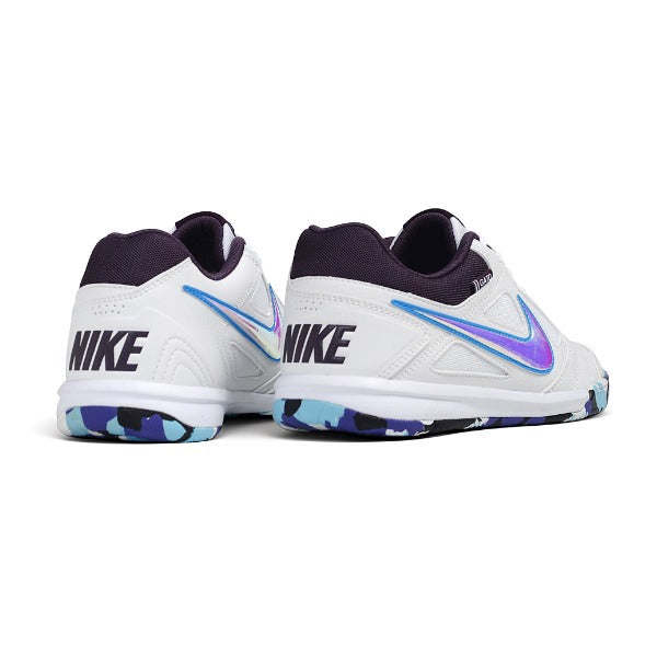 Nike SB Gato x Supreme White and Aqua Blue Pattern Sole IC — Bild 3