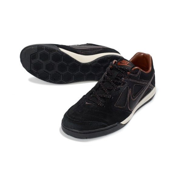 Nike SB Gato x Supreme Black and Bronze IC — Bild 2