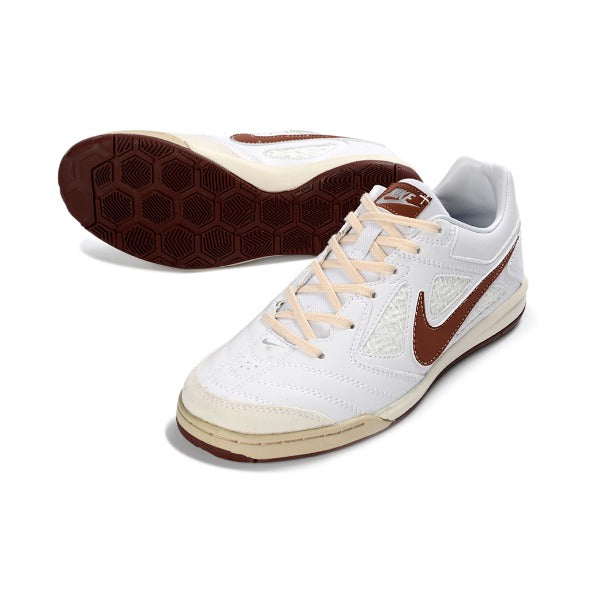 Nike SB Gato x Supreme White and Burgundy IC — Immagine 2
